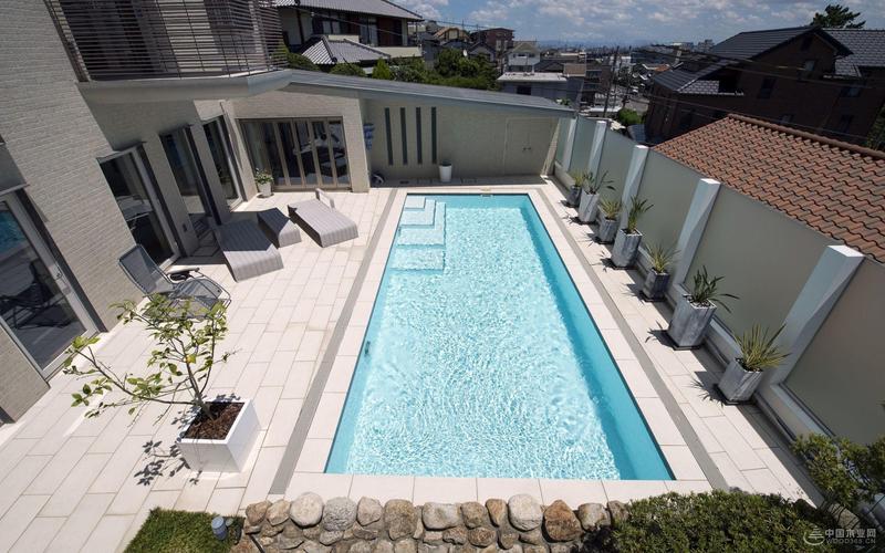 15款好看的私人别墅游泳池图片