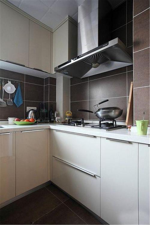 现代简约三居室厨房橱柜装修图片效果图455995961