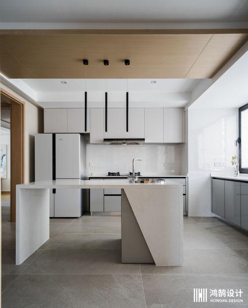 灰色日式餐厅橱柜装修效果图温馨54平日式复式厨房布置图