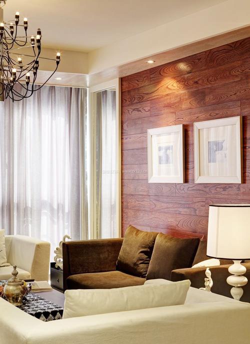 2022美式家装小客厅木质背景墙装修效果图片