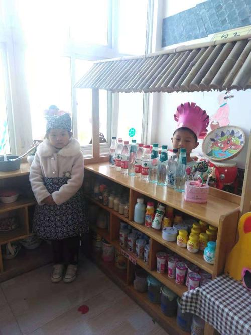 立足生活创意无限刘圩幼儿园区角环境布置评比活动