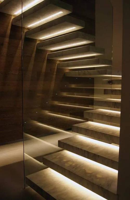 楼体亮化工程5种方式教你玩转楼梯照明