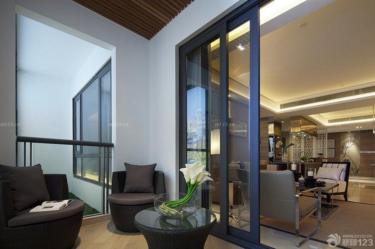 最新150平米现代风格客厅阳台玻璃隔断门图片设计456装修效果图