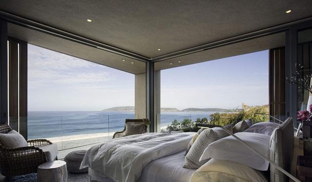 海景房别墅设计躺在卧室里看海景太舒坦了吧