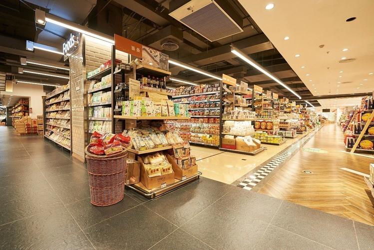 大卖场超市内部装修设计实景图装信通网效果图