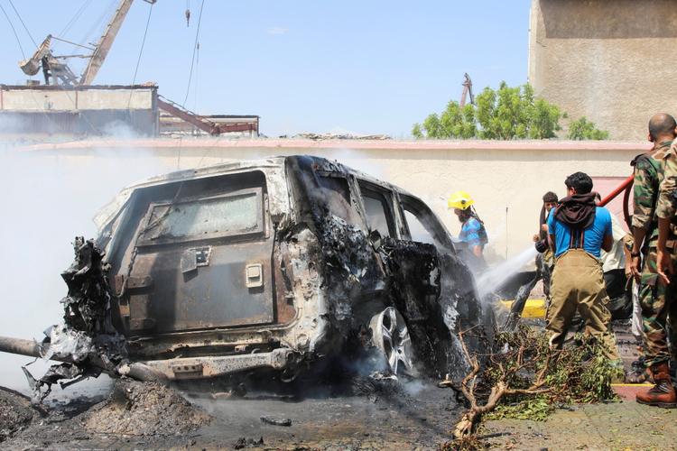 外代一线也门亚丁发生汽车爆炸袭击致5人死亡