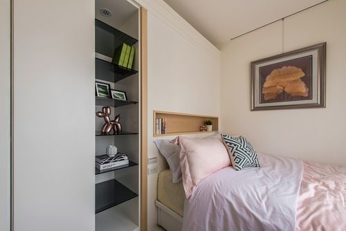 现代明亮小户型住宅室内卧室实景图