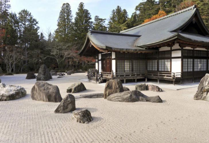 日式枯山水庭院景观设计方式因其简约而不简单且具有禅意十足的意境