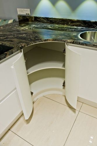 厨房布局不止4种现流行将灶台橱柜装成半圆一转身就能洗炒