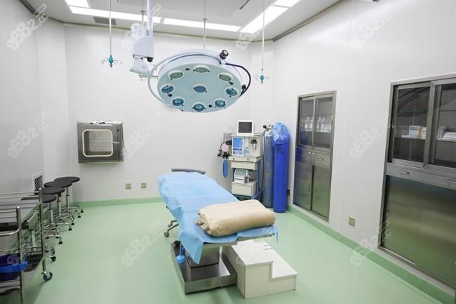 西宁时光整形医院做隆胸的手术室