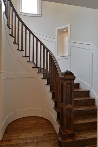 深咖色带纹理木质台阶白色墙面楼梯装修效果图