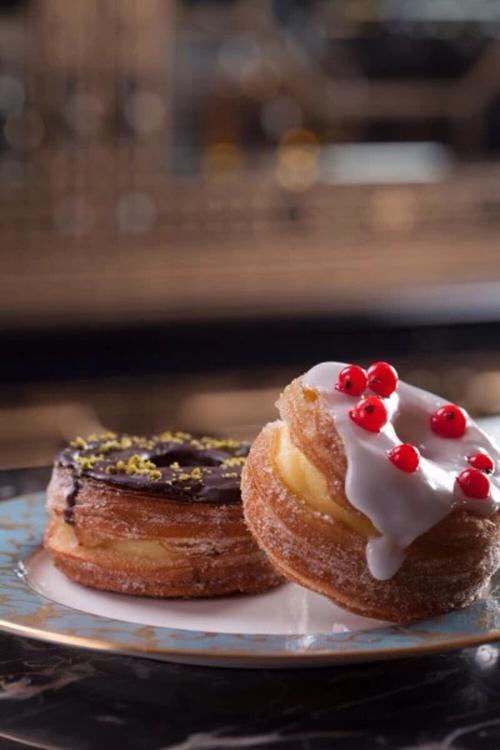 donuts甜甜圈美食甜点蛋糕