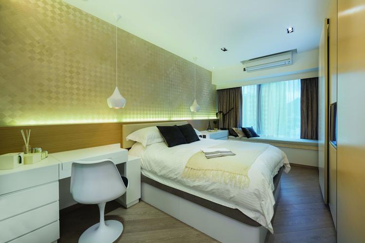 35平米现代中式风格卧室沙发装修效果图