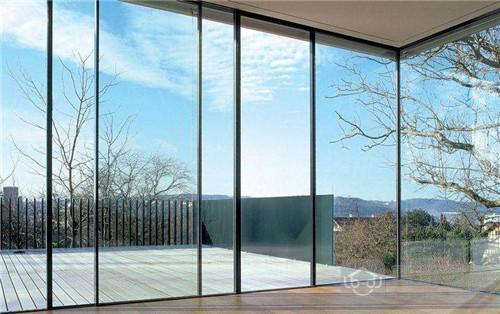 生活中常见的钢化玻璃多少钱一个平方