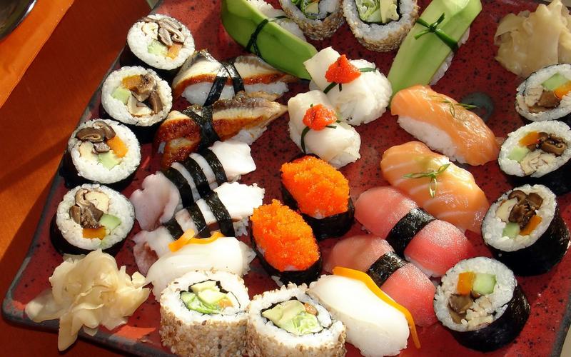 简介美味寿司图片分享一组美食大餐图片给大家图中的桌面壁纸壁纸