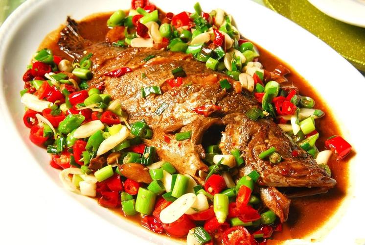 p鳜鱼羊肉是由羊肉做成的一道家常菜口味鳜鱼羊肉是江苏靖江邢长兴