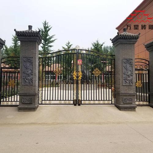 从砖雕挂件来了解新中国农村新仿古院子大门装修技巧