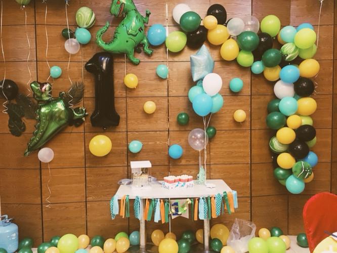 恐龙主题男孩气球生日套餐宝宝周岁派对布置儿童创意背景墙装饰品