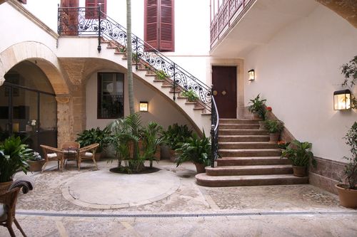 美式风格别墅室外楼梯装修效果图