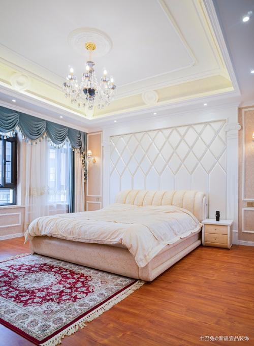 东湖观澜430平米法式风格装修卧室窗帘欧式豪华卧室设计图片赏析