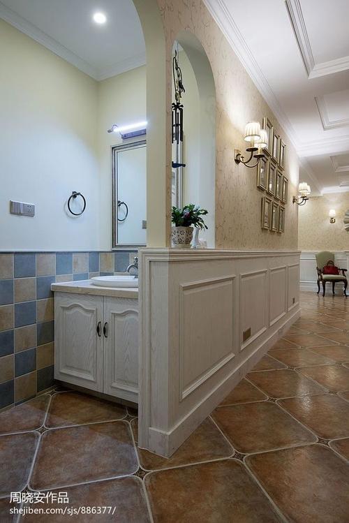 别墅现代美式洗手台卫生间隔断装修效果
