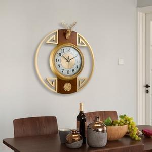 高档别墅大厅客厅装饰钟表创意时尚新款铜鹿个性时钟艺术静音挂钟