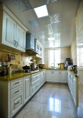 现代简约三居室厨房灶台装修图片效果图