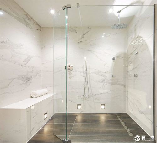 卫生间玻璃淋浴房