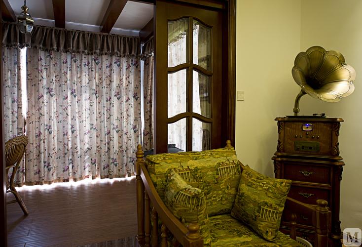 美式客厅窗帘装修效果图