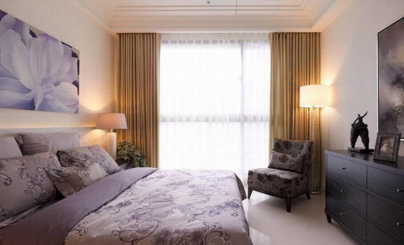 现代风格黄色卧室窗帘装修效果图片