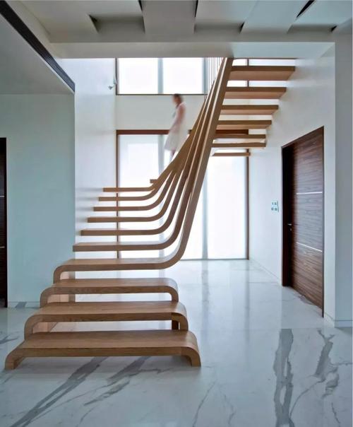 这些逆天的楼梯设计从没让设计师摔过跤