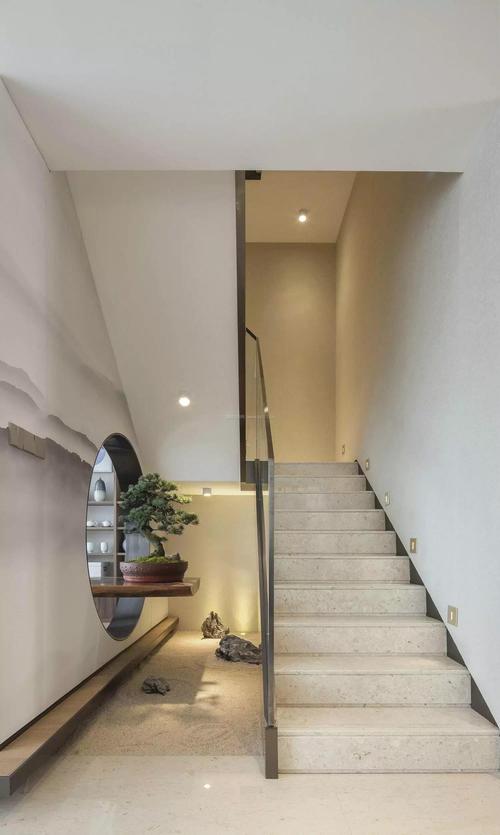 新中式豪宅室内楼梯装修效果图