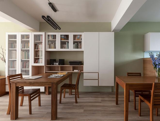 小户型变大空间客厅书房一体化设计将空间利用到极致
