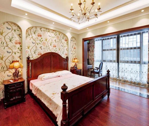 美式卧室床头壁纸背景墙装修设计效果图