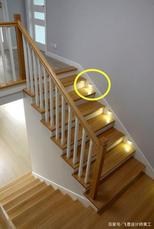 楼梯装踢脚线还有这么多门道做90度拼角设计整个家都跟着出彩