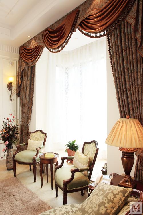 美式客厅窗帘装修效果图