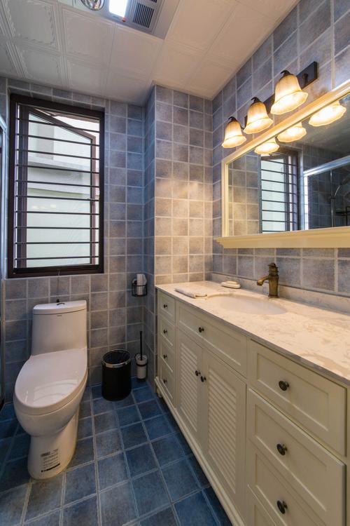 地中海三居室卫生间装修效果图休闲两居室日式风格家阳台设计新中式