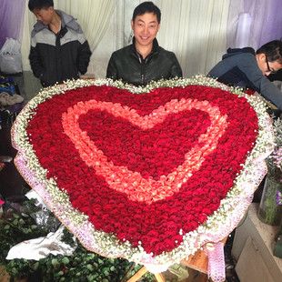 999朵520朵99朵红玫瑰鲜花速递同城全国广州深圳求婚求爱表白送花