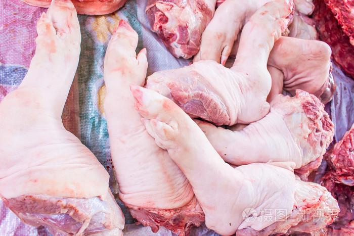 新鲜的生腿猪在屠宰场在泰国