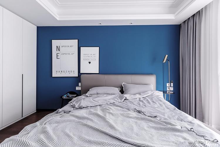 一抹蓝卧室卧室现代简约120m05三居设计图片赏析