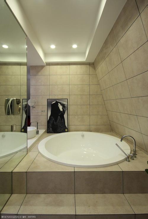 现代别墅浴室装修效果图
