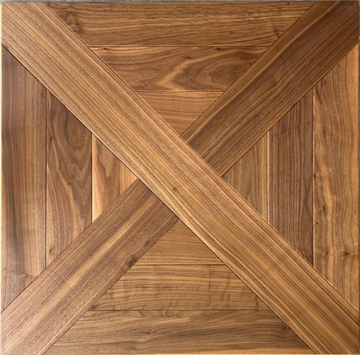 750750183全桦木基材大板艺术拼花生产的路上只做精品家装地板