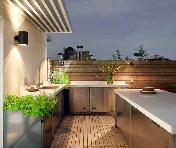 时尚简约的屋顶露台花园设计