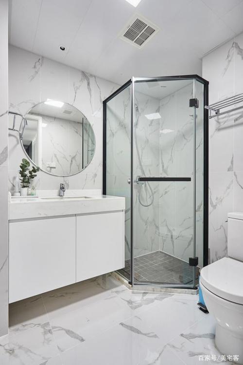 三分离式的卫生间干湿分离的效果最好浴室在卫生间的最里侧.