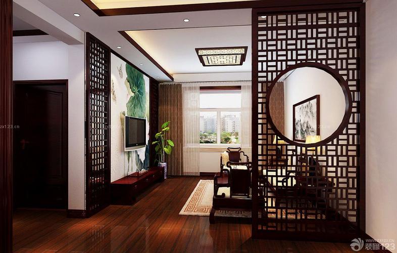 中式风格客厅镂空雕花隔断装修效果图欣赏