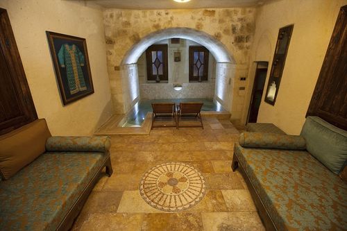 史前风格土耳其洞穴酒店