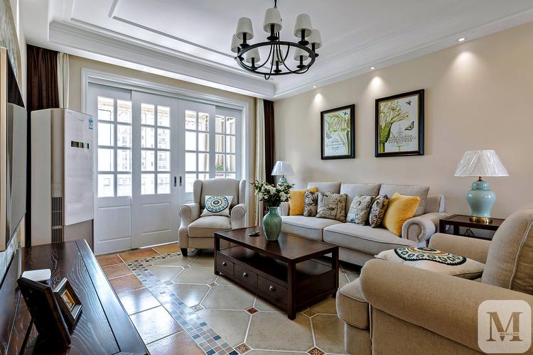 客厅空间白色拉门让美式简约风格显得整洁大气小花砖拼接的地面砖让