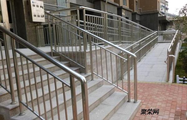 丰台区焊接加工不锈钢护栏架子安装栏杆楼梯扶手