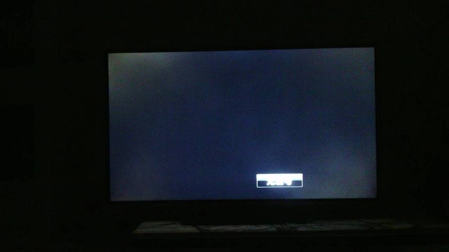 这是我昨天买的康佳led55m5580af液晶电视晚上屏幕无信号黑屏时显示的