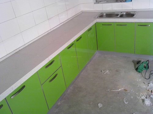 2018现代风格厨房果绿色橱柜设计图片装修123效果图